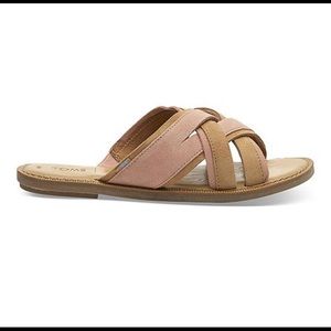 Tom’s Val Slide Sandal